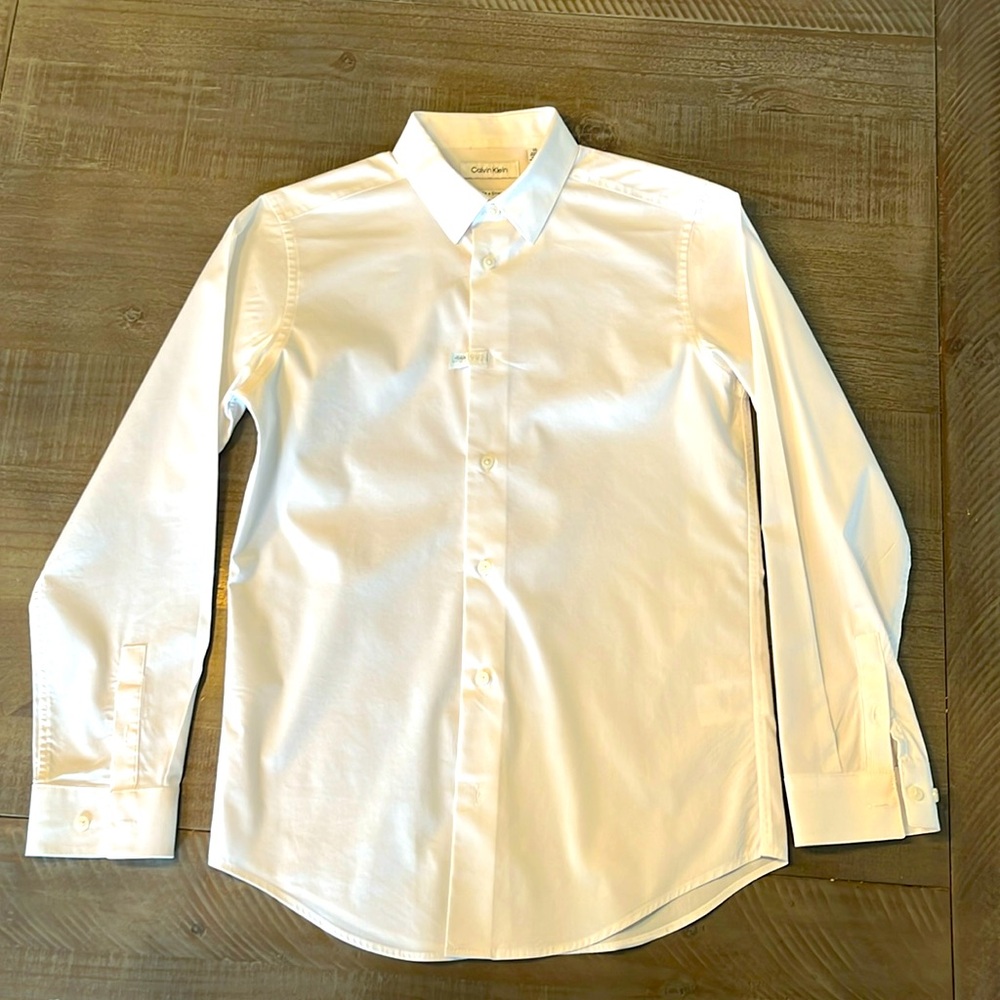 Calvin Klein Slim Fit and Stretch button down Size 16